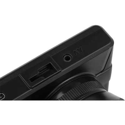 автомобильный видеорегистратор Digma FreeDrive 300DW
